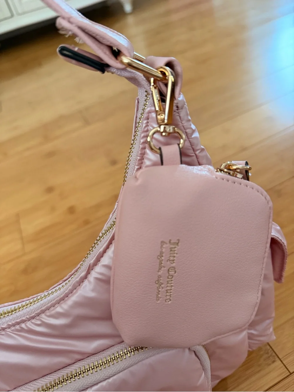 Juicy Couture soft light